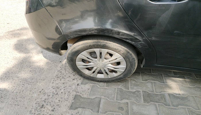 2016 Tata Zest XMS PETROL, Petrol, Manual, 1,28,388 km, tyre