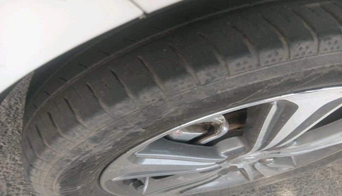 2019 Hyundai Verna 1.6 CRDI SX, Diesel, Manual, 70,520 km, tyre