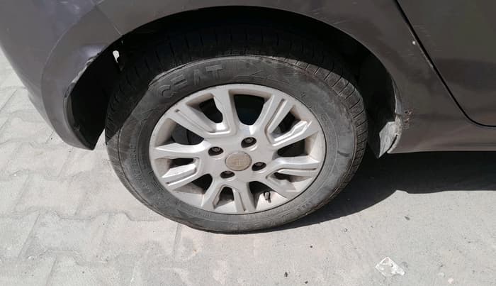 2018 Tata Tiago XZ PETROL, Petrol, Manual, 96,197 km, tyre