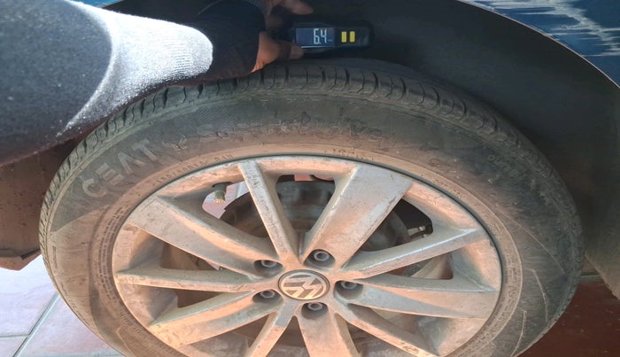 2017 Volkswagen Ameo HIGHLINE1.5L, Diesel, Manual, 1,70,068 km, tyre