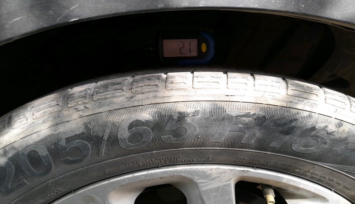 2019 Hyundai Creta SX 1.6 DIESEL, Diesel, Manual, 1,00,203 km, tyre