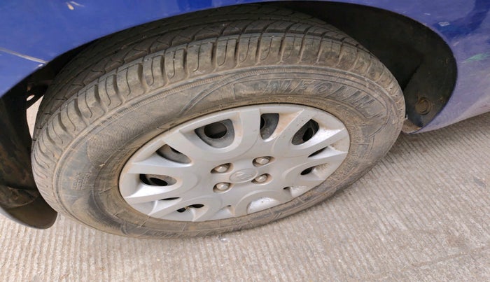 2011 Hyundai i20 MAGNA (O) 1.2, Petrol, Manual, 69,355 km, tyre