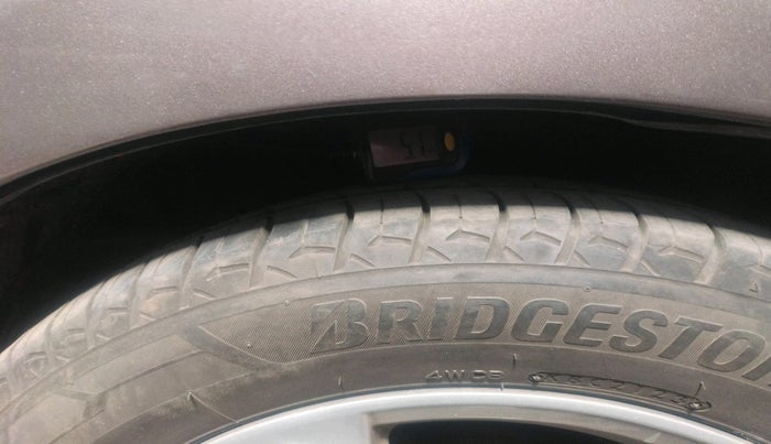 2011 Honda City 1.5L I-VTEC V AT, Petrol, Automatic, 1,59,182 km, tyre