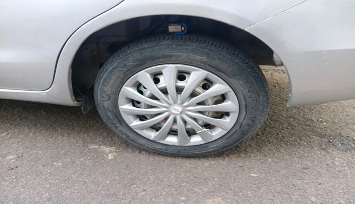 2017 Honda Amaze 1.5L I-DTEC E OPT, Diesel, Manual, 70,334 km, tyre