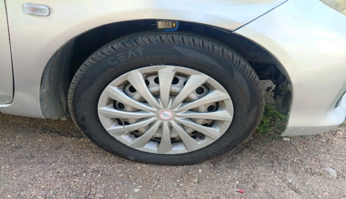 2017 Honda Amaze 1.5L I-DTEC E OPT, Diesel, Manual, 70,334 km, tyre