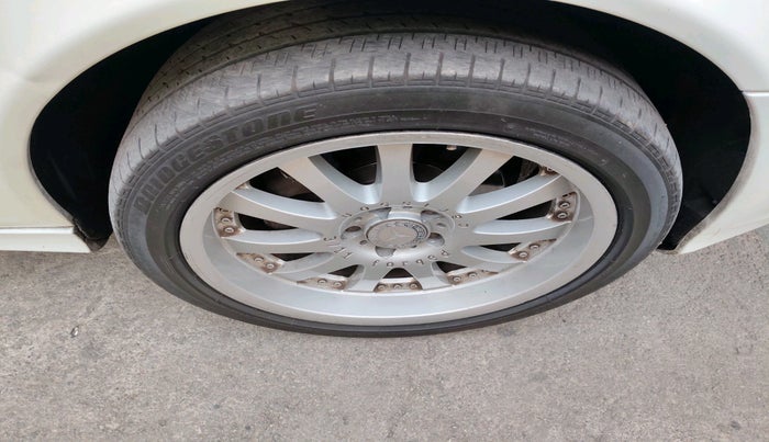 2008 Mercedes Benz E Class 280 CDI ELEGANCE, Diesel, Automatic, 78,475 km, tyre