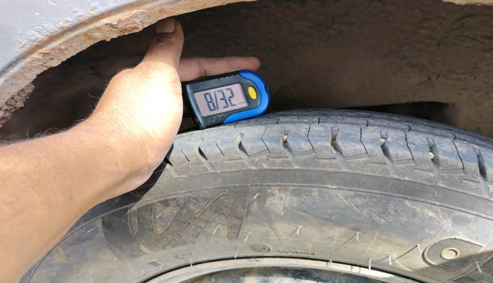 2016 Maruti Eeco 5 STR WITH A/C+HTR, CNG, Manual, 1,57,003 km, tyre