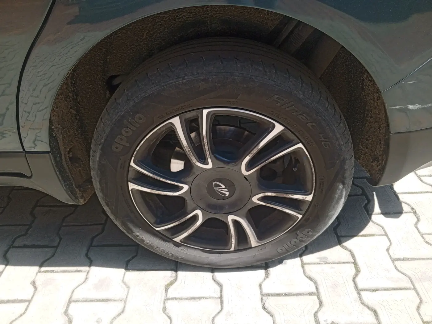2018 Mahindra MARAZZO M8 7 STR, Diesel, Manual, 1,18,018 km, tyre