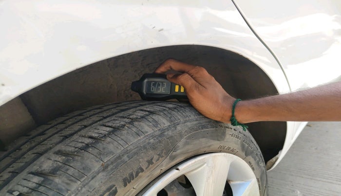 2011 Nissan Micra XL PETROL, Petrol, Manual, 75,999 km, tyre