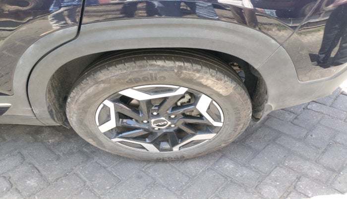 2025 KIA SELTOS HTX IVT, Petrol, Automatic, 10,232 km, tyre