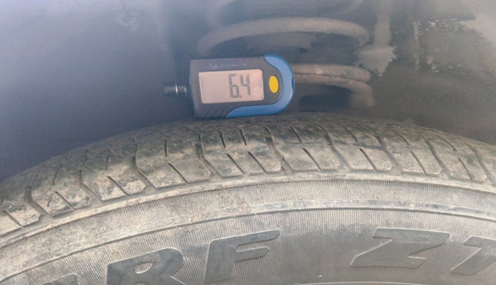 2012 Maruti Swift Dzire LXI, Petrol, Manual, 65,050 km, tyre