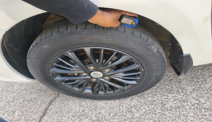 2020 Maruti Ertiga VXI CNG, CNG, Manual, 1,42,978 km, tyre