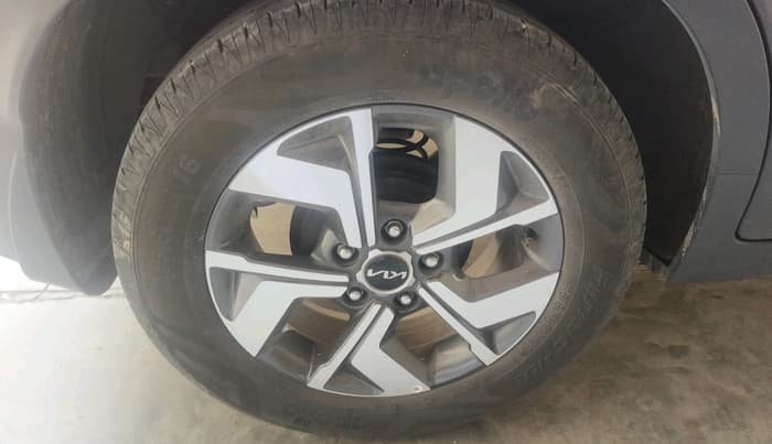 2021 KIA SONET HTX 1.0 IMT, Petrol, Manual, 43,916 km, tyre