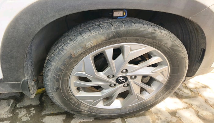 2022 Hyundai Creta SX EXECUTIVE 1.5 PETROL, Petrol, Manual, 28,966 km, tyre