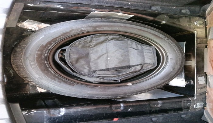 2024 Tata NEXON Creative Plus 1.2 Revotron 6AMT Dark Edition, Petrol, Manual, 8,382 km, tyre