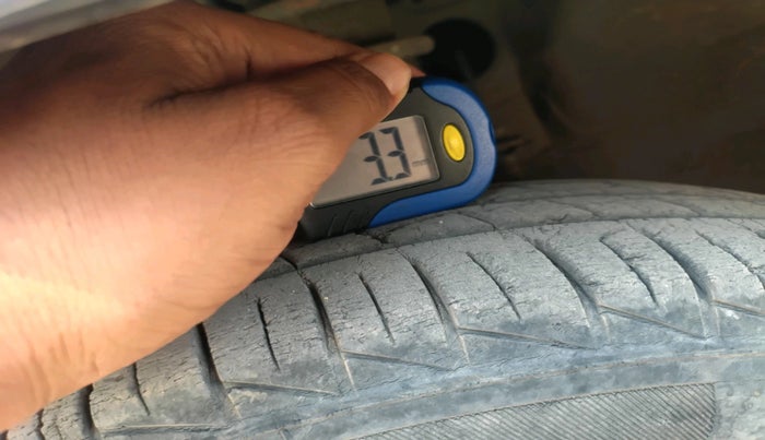 2021 Maruti Alto VXI, Petrol, Manual, 28,330 km, tyre