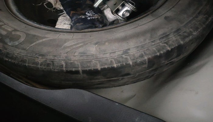 2021 Maruti Swift Dzire TOUR S-CNG, CNG, Manual, 1,56,547 km, tyre