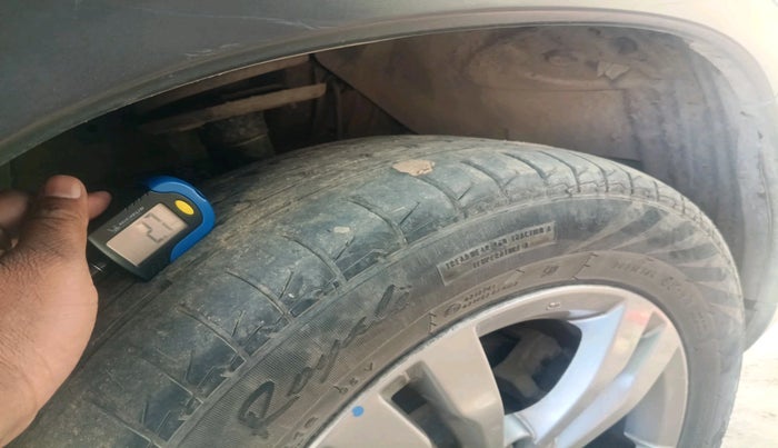 2016 Maruti Vitara Brezza ZDI PLUS, Diesel, Manual, 1,25,268 km, tyre