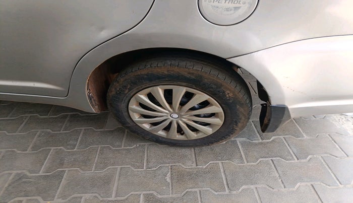 2008 Maruti Swift Dzire VXI 1.3, Petrol, Manual, 81,529 km, tyre