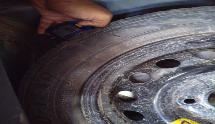 2019 Ford New Figo TITANIUM 1.2 PETROL MT, Petrol, Manual, 47,727 km, tyre