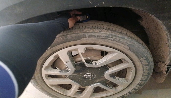 2023 Nissan MAGNITE XE, Petrol, Manual, 41,917 km, tyre