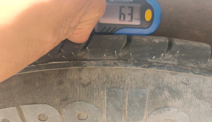 2010 Hyundai i10 MAGNA 1.1, CNG, Manual, 94,647 km, tyre