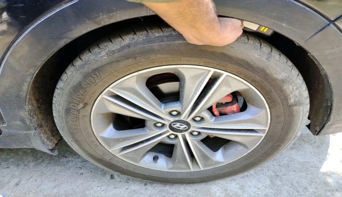 2017 Hyundai Creta SX (O) 1.6 DIESEL, Diesel, Manual, 95,175 km, tyre