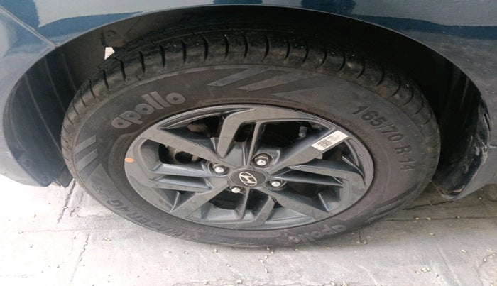 2021 Hyundai GRAND I10 NIOS SPORTZ AMT 1.2 KAPPA VTVT, Petrol, Automatic, 34,246 km, tyre