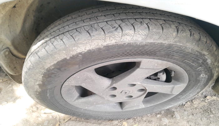 2015 Renault Duster 110 PS RXZ 4X4 MT DIESEL, Diesel, Manual, 45,479 km, tyre