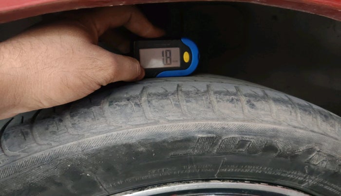 2017 Tata Tiago XM PETROL, Petrol, Manual, 1,08,609 km, tyre