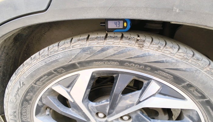 2023 Hyundai Creta SX (O) IVT 1.5 PETROL, CNG, Automatic, 44,160 km, tyre