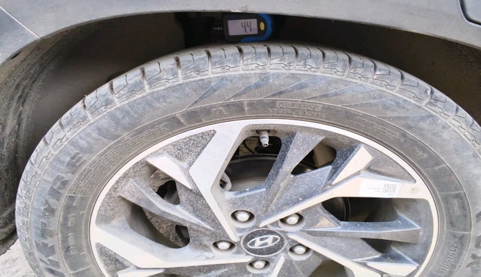 2023 Hyundai Creta SX (O) IVT 1.5 PETROL, CNG, Automatic, 44,160 km, tyre