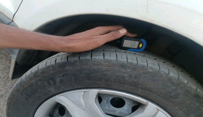 2017 Ford Ecosport TREND 1.5L DIESEL, Diesel, Manual, 1,51,091 km, tyre