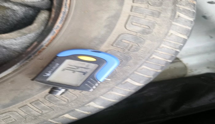 2020 Hyundai Creta EX 1.5 DIESEL, Diesel, Manual, 1,37,879 km, tyre