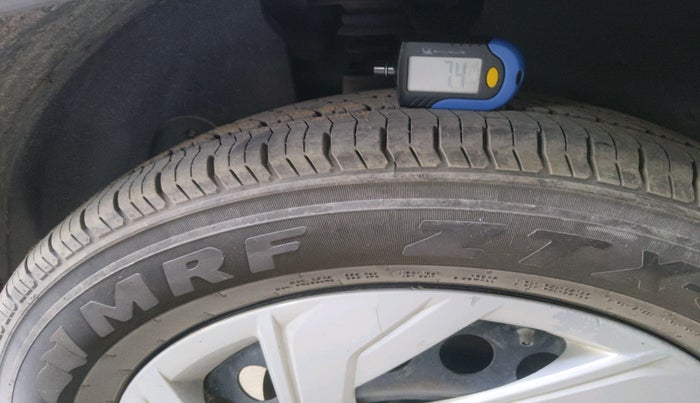 2020 Hyundai Creta EX 1.5 DIESEL, Diesel, Manual, 1,37,879 km, tyre