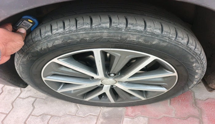 2018 Hyundai Tucson 2WD AT GL DIESEL
, Diesel, Automatic, 1,14,390 km, tyre