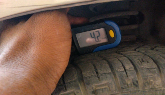 2011 Maruti Alto LXI, Petrol, Manual, 20,966 km, tyre