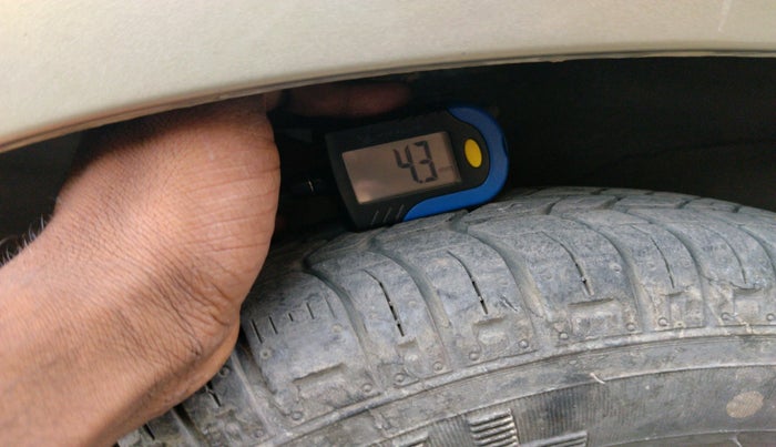 2011 Maruti Alto LXI, Petrol, Manual, 20,966 km, tyre