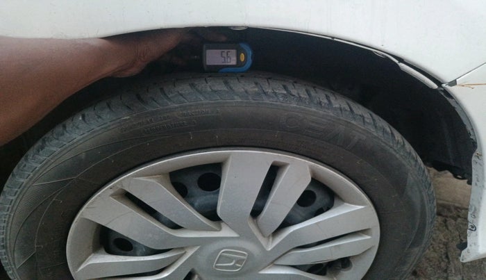 2015 Honda City 1.5L I-DTEC SV, Diesel, Manual, 1,50,732 km, tyre