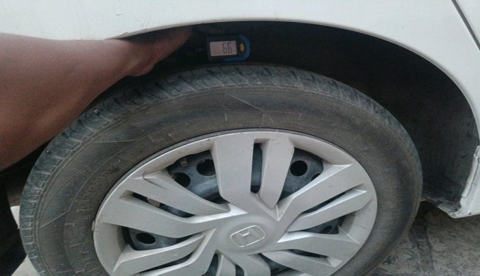 2015 Honda City 1.5L I-DTEC SV, Diesel, Manual, 1,50,732 km, tyre