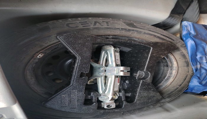 2018 Maruti Celerio VXI AMT, Petrol, Automatic, 37,117 km, tyre