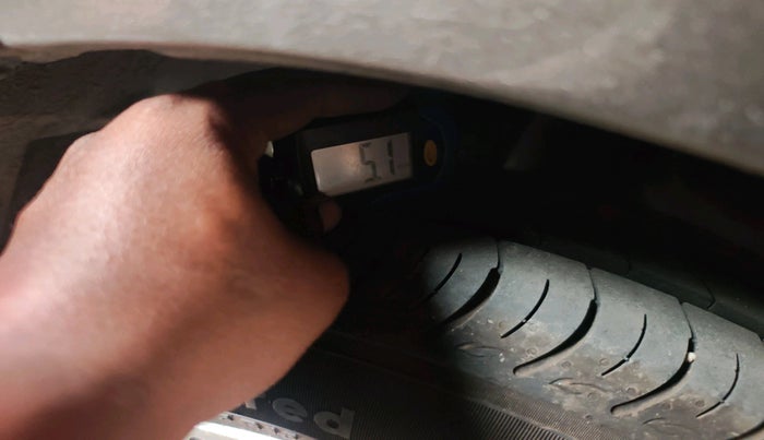 2021 Maruti Swift ZXI PLUS AMT, Petrol, Automatic, 93,762 km, tyre