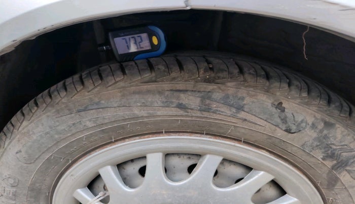 2006 Tata Indica V2 Turbo DLS, Diesel, Manual, 1,52,615 km, tyre