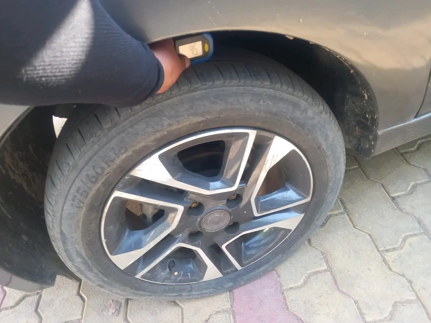 2022 Tata Tiago XZ PLUS PETROL, Petrol, Manual, 59,358 km, tyre