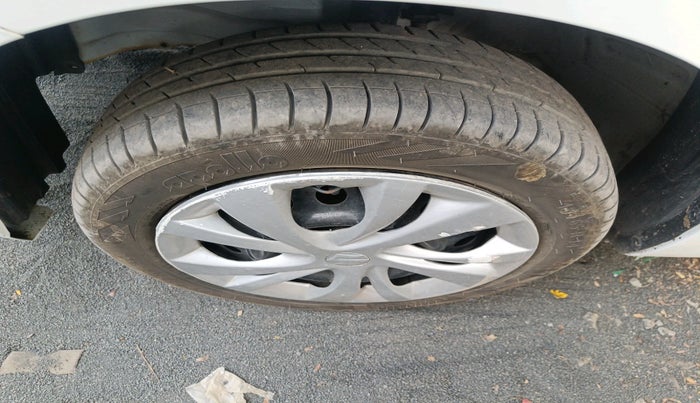 2016 Maruti Wagon R 1.0 VXI, Petrol, Manual, 1,09,815 km, tyre