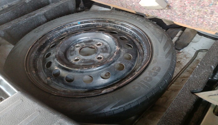 2016 Maruti Wagon R 1.0 VXI, Petrol, Manual, 1,09,815 km, tyre