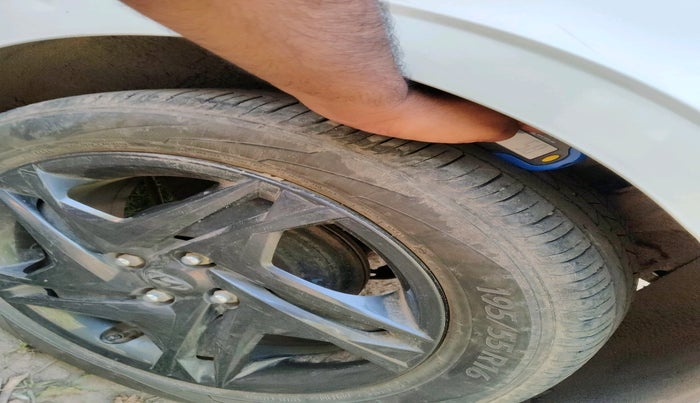 2023 Hyundai NEW I20 SPORTZ 1.2 MT, Petrol, Manual, 19,264 km, tyre