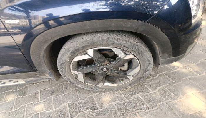 2022 Hyundai ALCAZAR 1.5 SIGNATURE (O) AT 7STR, Diesel, Automatic, 77,745 km, tyre