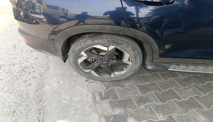 2022 Hyundai ALCAZAR 1.5 SIGNATURE (O) AT 7STR, Diesel, Automatic, 77,745 km, tyre