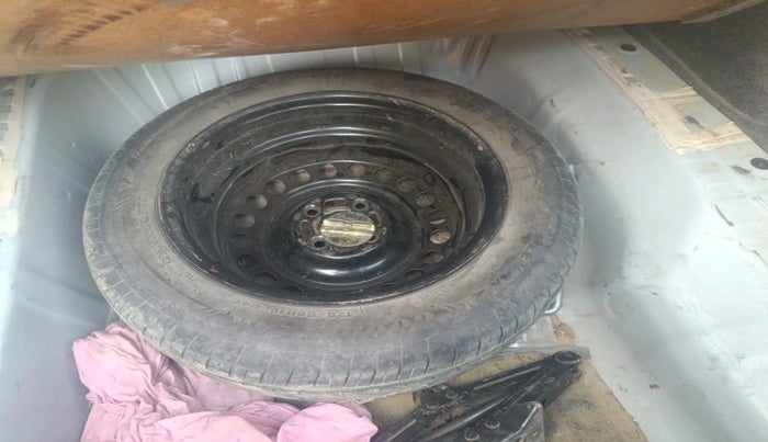 2015 Honda City 1.5L I-VTEC VX, Petrol, Manual, 55,721 km, tyre